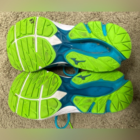 🩵👟Mizuno • blue wave runner 21 running shoes • 8.5 • EUC - Picture 5 of 7